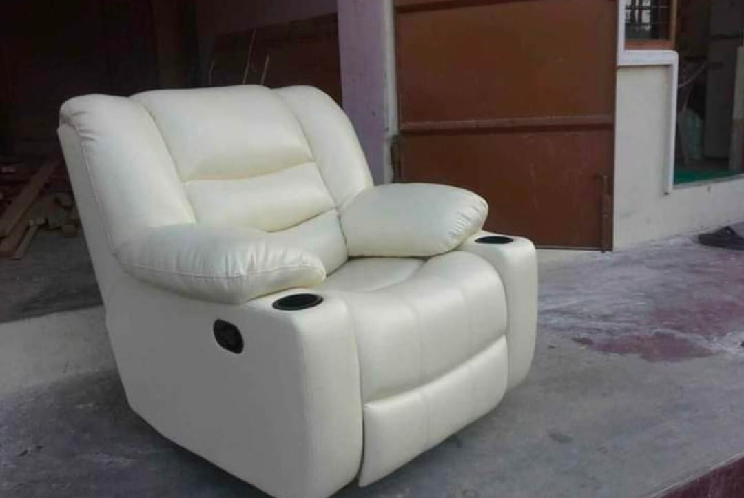 Sleek Recliner Lounger