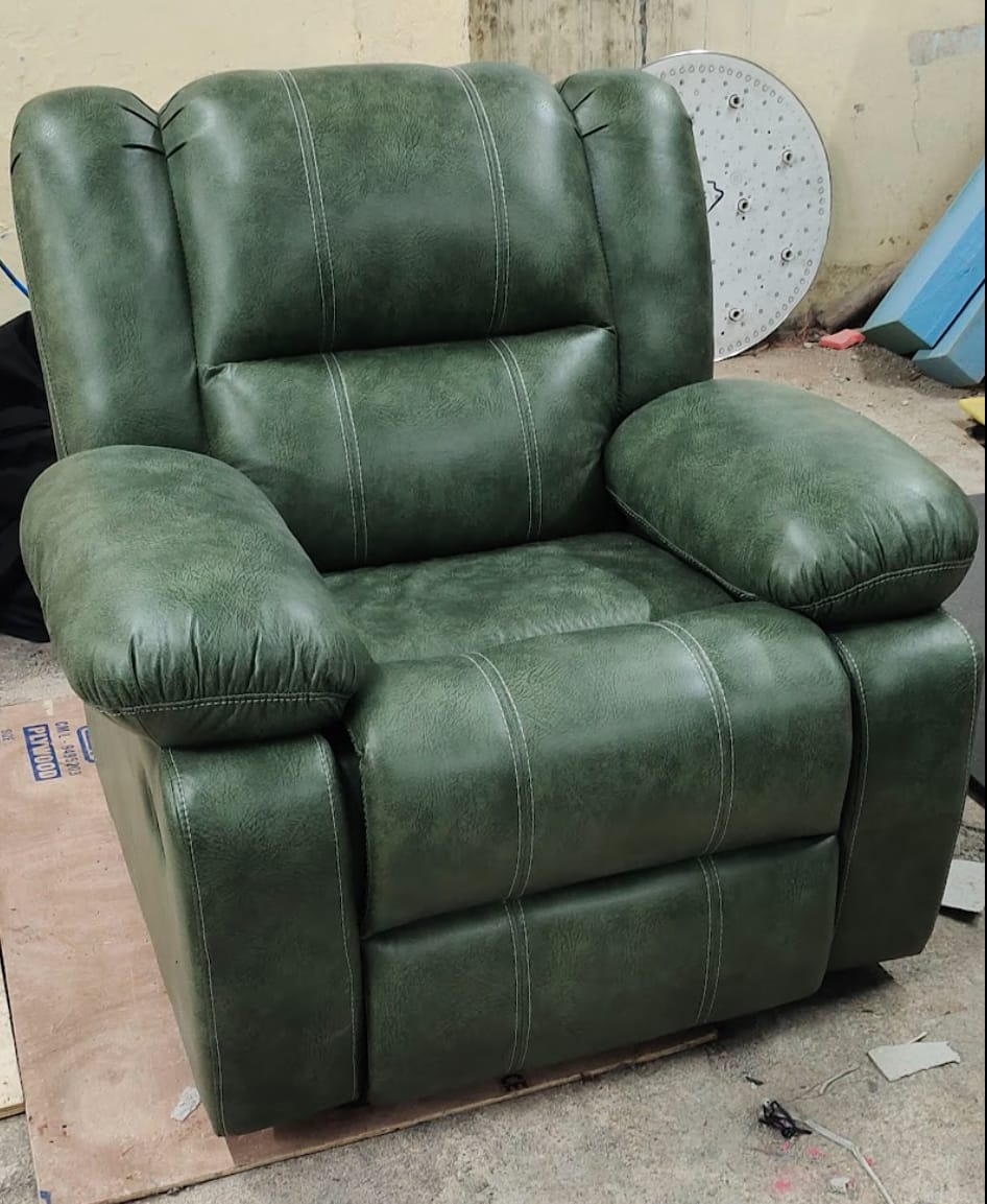 Single Recliner