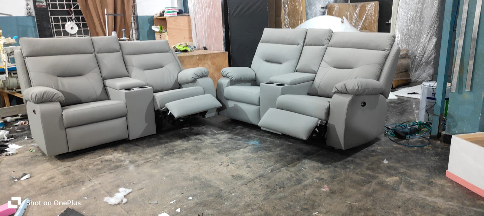 Royal Chesterfield Deluxe